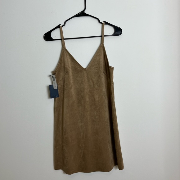 NWT Wilfred Free Aritzia Vivienne Camel Suede Dress Size XS - Picture 5 of 12
